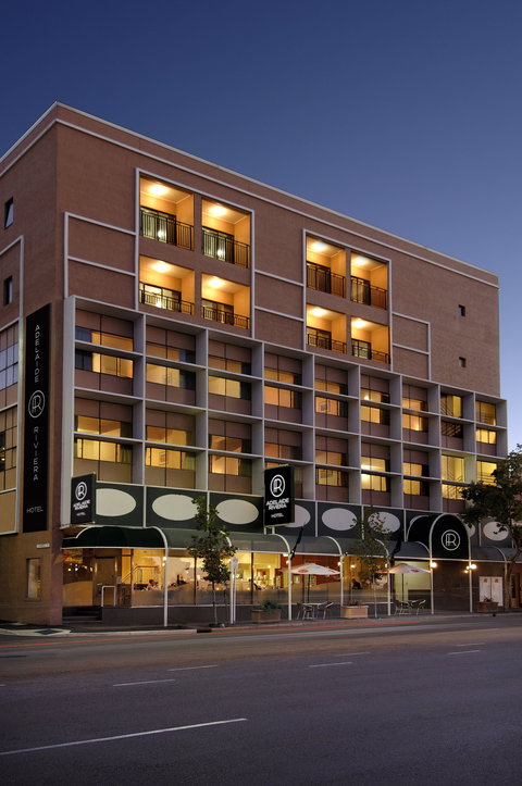 Adelaide Riviera Hotel - Tourism Adelaide 0