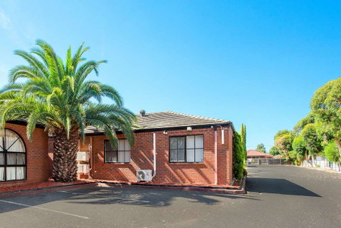 Comfort Inn Dandenong - Tourism Adelaide 1