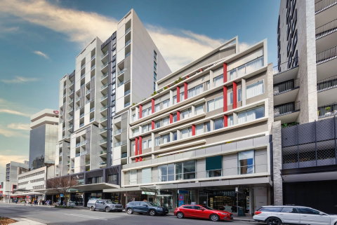 Holiday Inn & Stes Sydney Bondi Junction - Tourism Adelaide 0