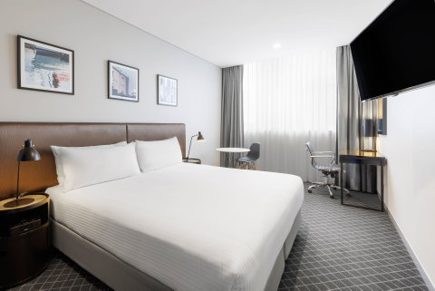 Holiday Inn & Stes Sydney Bondi Junction - Tourism Adelaide 8