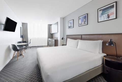Holiday Inn & Stes Sydney Bondi Junction - Tourism Adelaide 16