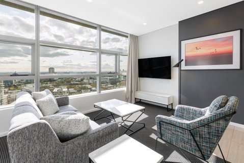 Meriton Suites Zetland - Tourism Adelaide 15