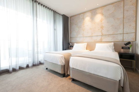 Skye Suites Green Square - Tourism Adelaide 6