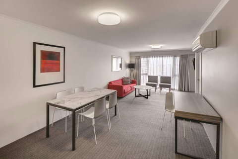 Adina Serviced Apartments James Court - Tourism Adelaide 5