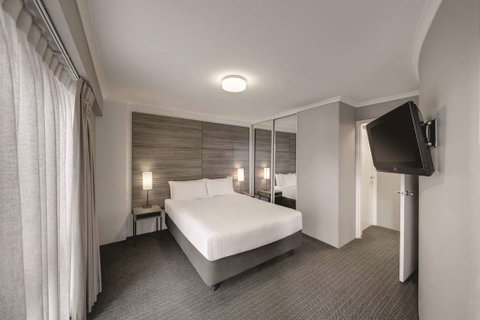 Adina Serviced Apartments James Court - Tourism Adelaide 13