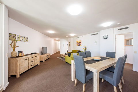 Lanai Riverside Apartments - Tourism Adelaide 4