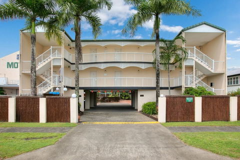 Cairns City Sheridan - Tourism Adelaide 0