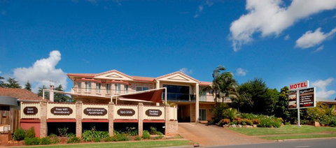 Highlander Motor Inn - Tourism Adelaide 0