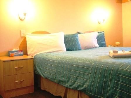 Arena Hotel - Tourism Adelaide 1