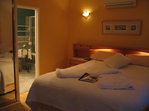 Villa Della Rosa B&B - Tourism Adelaide 1
