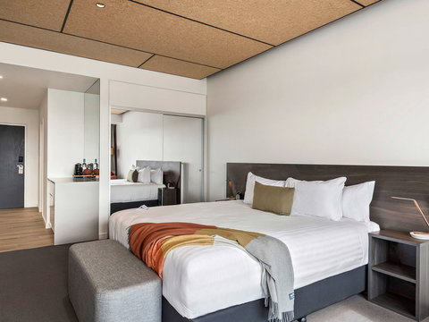 Peppers Silo Launceston - Tourism Adelaide 5