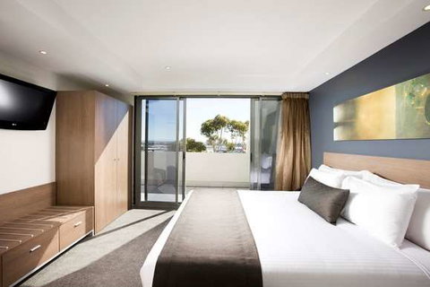 Mantra Tullamarine Hotel - Tourism Adelaide 1