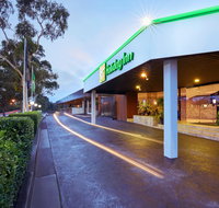 Holiday Inn Warwick Farm