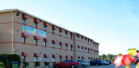 Arena Hotel - Tourism Adelaide 0