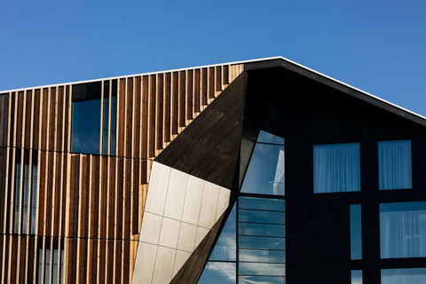 Macq 01 Hotel - Tourism Adelaide 1