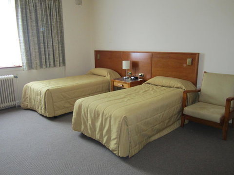 University House - ANU - Tourism Adelaide 29