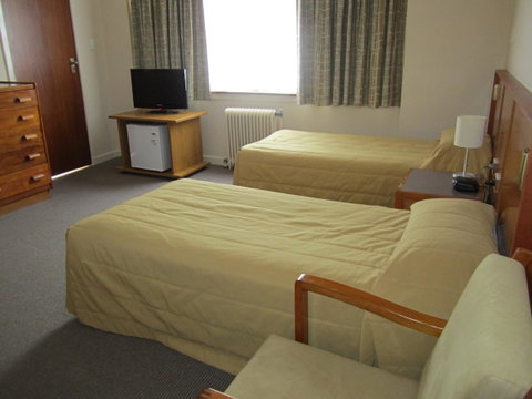 University House - ANU - Tourism Adelaide 3