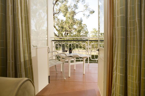 University House - ANU - Tourism Adelaide 5