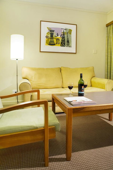 University House - ANU - Tourism Adelaide 0