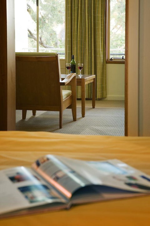 University House - ANU - Tourism Adelaide 12