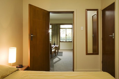 University House - ANU - Tourism Adelaide 19