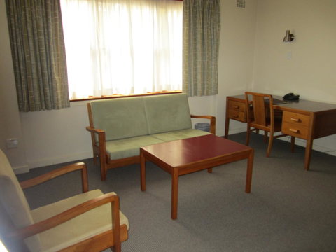 University House - ANU - Tourism Adelaide 38
