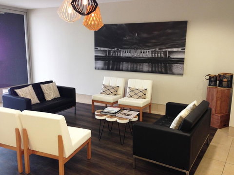 Pacific Suites Canberra - Tourism Adelaide 6