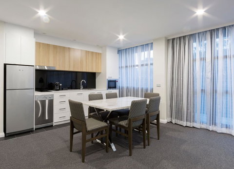 Avenue Hotel Canberra - Tourism Adelaide 9