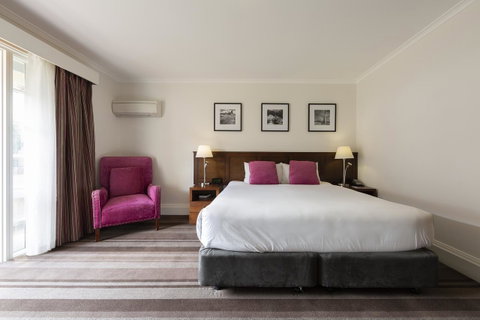 Mercure Canberra - Tourism Adelaide 14