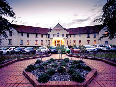 Mercure Canberra - Tourism Adelaide 0