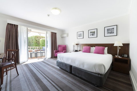 Mercure Canberra - Tourism Adelaide 2