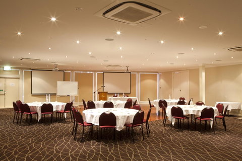 Mercure Canberra - Tourism Adelaide 42