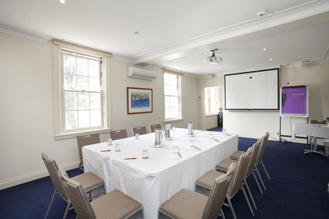 Mercure Canberra - Tourism Adelaide 37