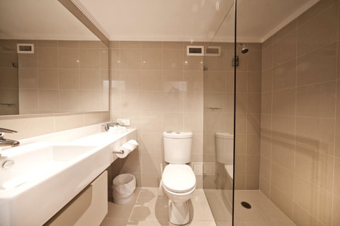 Mercure Canberra - Tourism Adelaide 36