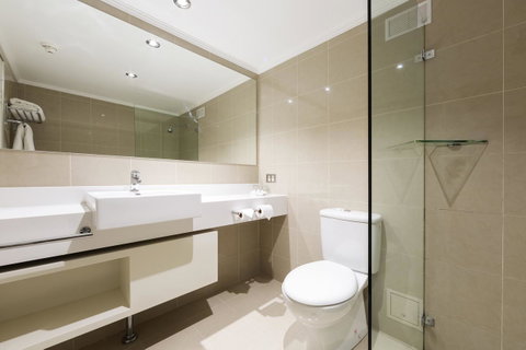 Mercure Canberra - Tourism Adelaide 13