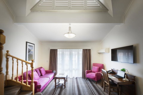 Mercure Canberra - Tourism Adelaide 5