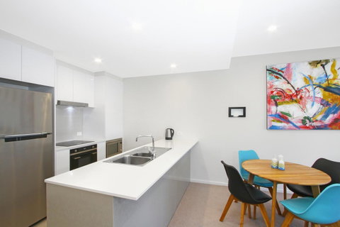 IQ Smart Apartments 704 Braddon ACT - Tourism Adelaide 3