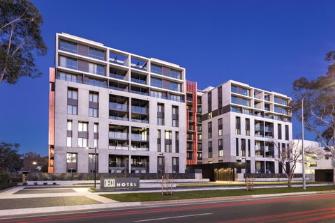 Deco Hotel Canberra - Tourism Adelaide 0