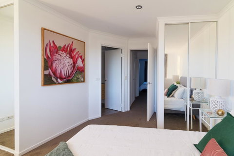 ALLARA CANBERRA - Tourism Adelaide 11