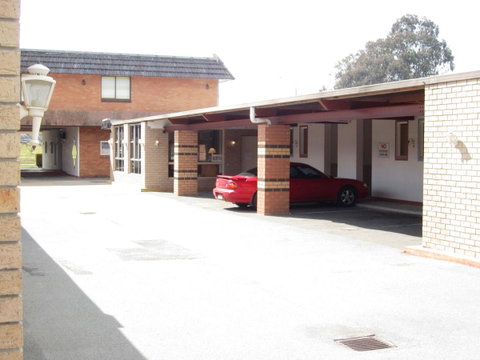 Canberra Lyneham Motor Inn - Tourism Adelaide 3