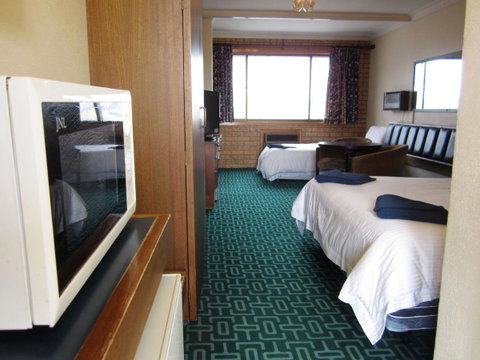 Canberra Lyneham Motor Inn - Tourism Adelaide 6