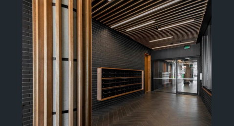 Stylish, Modern, Cute As A Button - Braddon CBD - Tourism Adelaide 1