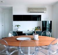 Staying Places - The Avenue - Tourism Adelaide