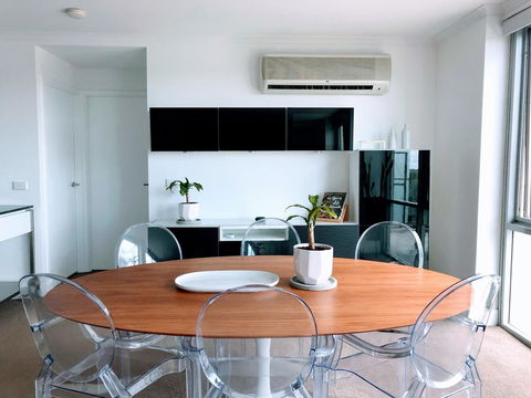Staying Places - The Avenue - Tourism Adelaide 0