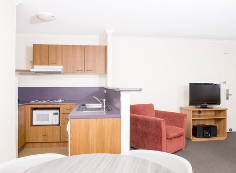 Mantra On Northbourne - Tourism Adelaide 9