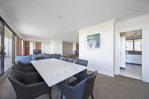 BreakFree Capital Tower Apartments - Tourism Adelaide 32