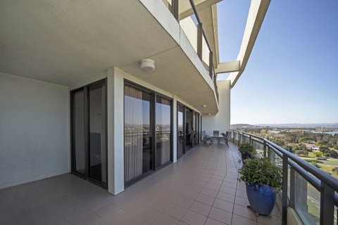 BreakFree Capital Tower Apartments - Tourism Adelaide 33