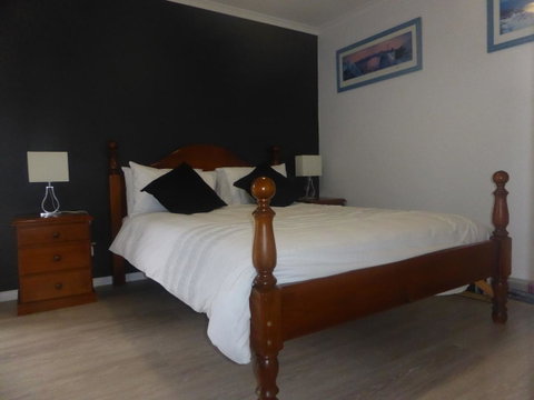 Lure Bed And Breakfast - Tourism Adelaide 6