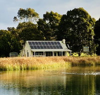 The Lake House Retreat - Tourism Adelaide
