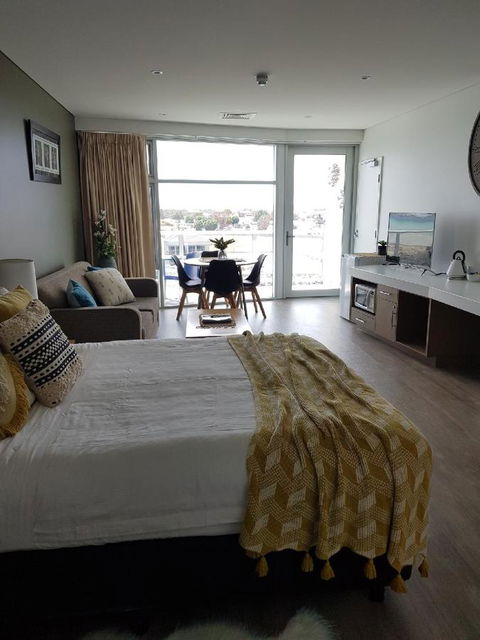 Ocean View Luxury Apartment & Suite - Tourism Adelaide 4